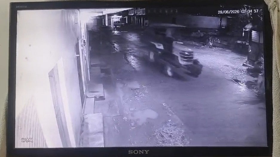 Tractor, Sowing Machine Worth ₹8.5 Lakh Stolen In Neemuch