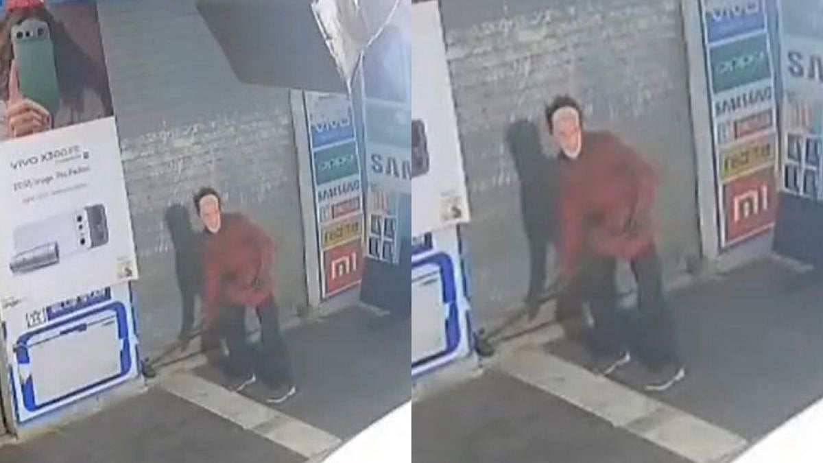 On Cam: Thief Wearing PM Modi Mask Steals 40 Smartphones Worth ₹5 Lakh From Shop In Rajasthan's Bhilwara