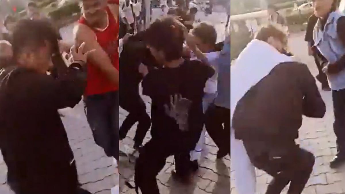 Viral Video Shows Nepali Youths Punching, Grappling Outside Bengaluru's Vidhana Soudha After Dispute Over Clicking Photos; 4 Held
