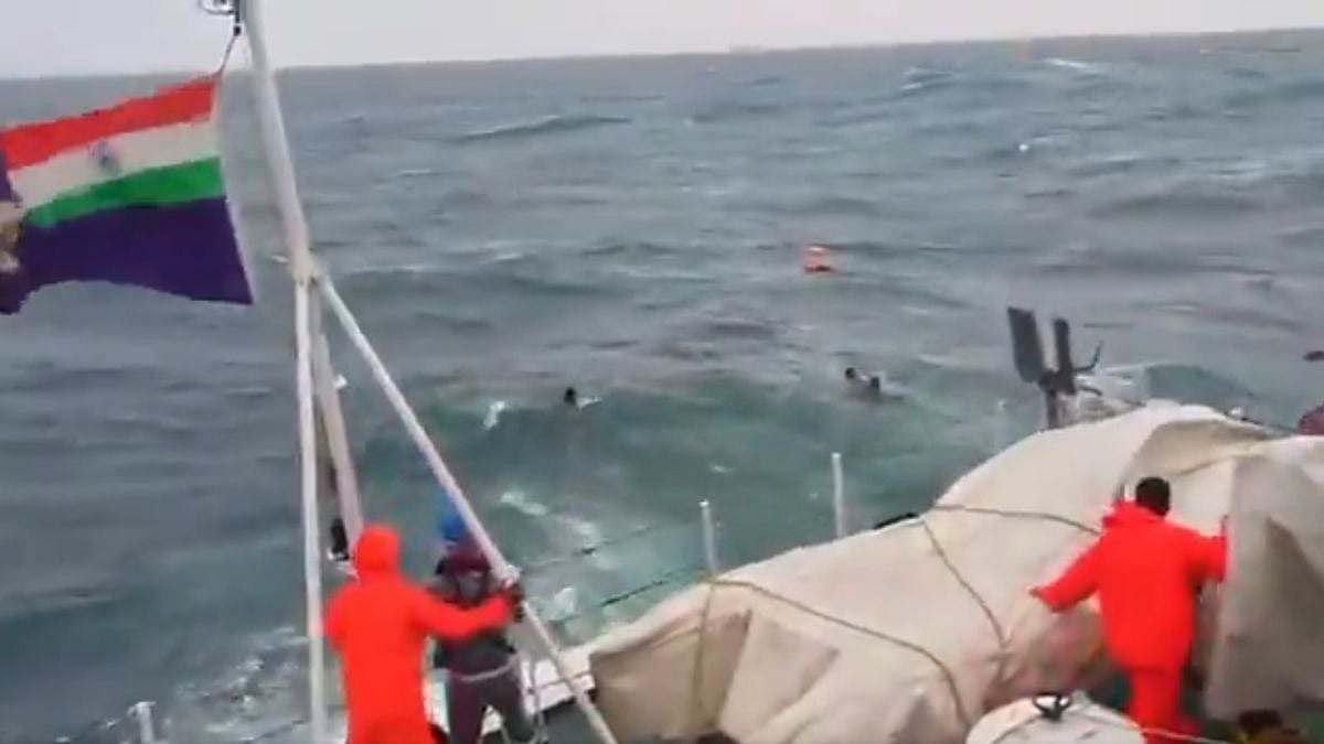 Indian Coast Guard Braves Rough Seas To Rescue 6 Fishermen From Distressed Boat Off Mangaluru | Video