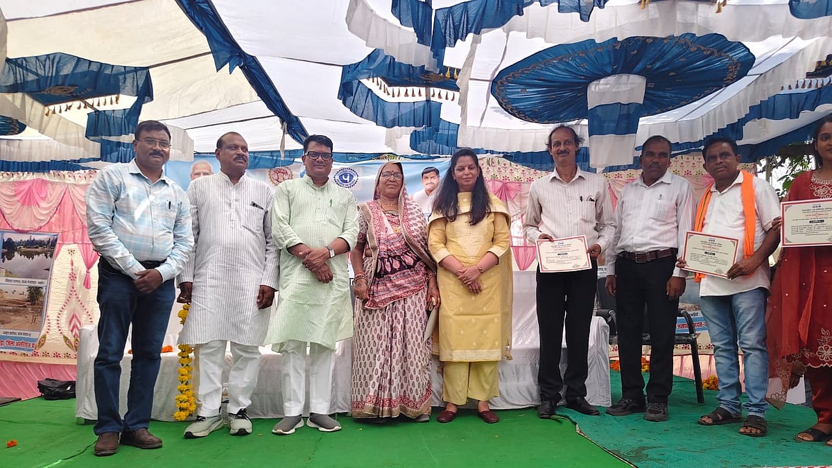 4 Social Workers Honoured For Water Conservation In Aalirajpur