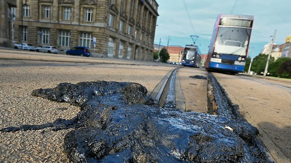 Why Do Roads Melt In Europe Heatwave? But Indian Roads Survive Extreme Heat; Here's The Science Behind It 
