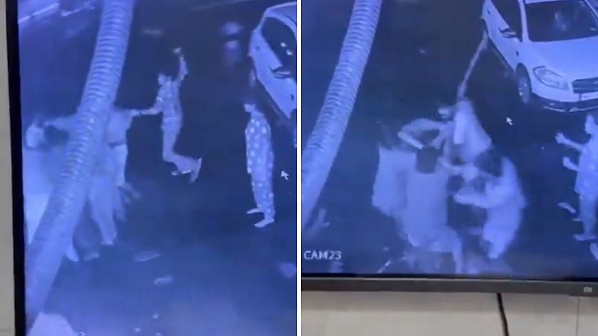 Kalyan Hospital Assault: Patient Allegedly Calls Armed Associates, Attacks Doctor & Staff Over ₹1,500 Bill; VIDEO Viral