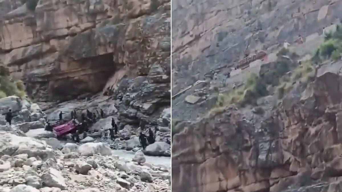 Deadly Pakistan Bus Accident: 40 Killed After Quetta-Peshawar Coach Plunges Into Ravine In Khyber Pakhtunkhwa | Video