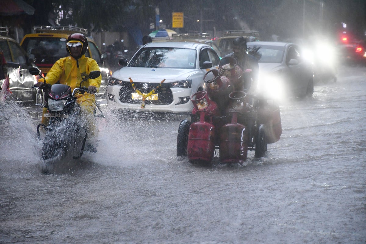 Flooded road at Mumbai Central due to heavy rain in Mumbai
