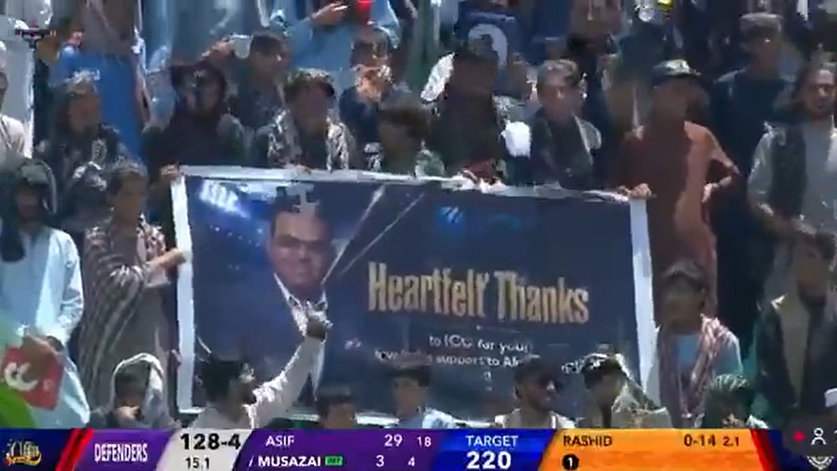 Afghanistan Fans Unveil Giant 'Thank You' Banner For ICC Chairman Jay Shah During Shpageeza Cricket League | VIDEO