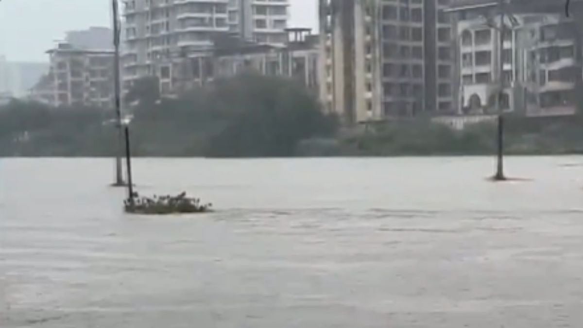 Video: Heavy Rain Leaves Bhiwandi Roads Underwater, Disrupts Vehicular Movement