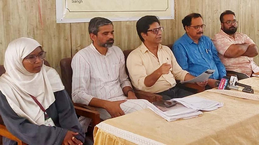 Government Doctors Oppose Privatisation Of Health Services In MP