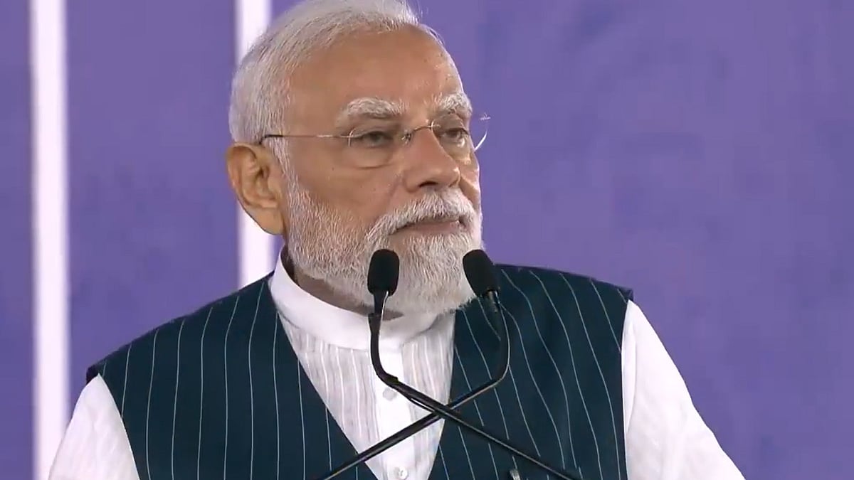 'Sun Rahe Ho Na, Vinod': PM Modi's Panchayat Reference Steals The Show At Gujarat Semiconductor Event | VIDEO 