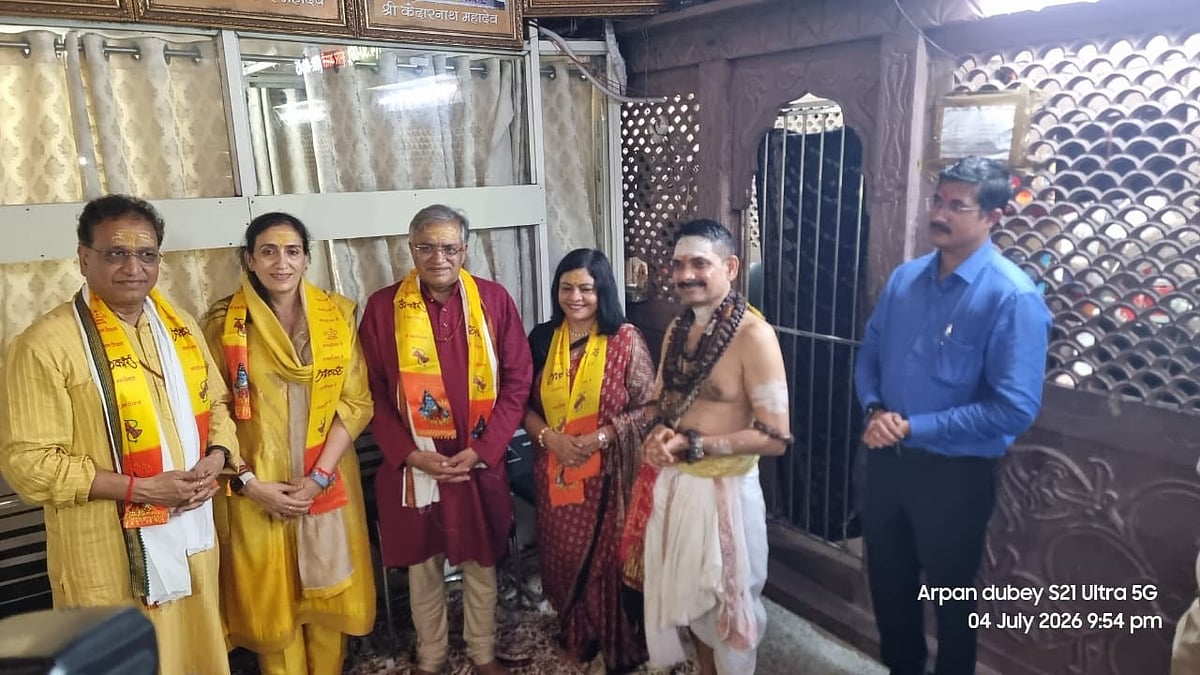 Chief Election Commissioner Offers Prayers At Omkareshwar