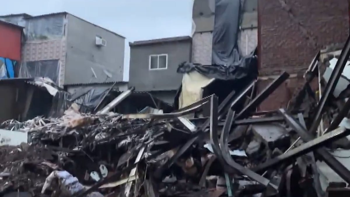 Mumbai Monsoon Tragedy: Mankhurd House Collapse Kills 6, Including 5 Children; Rain-Related Death Toll Rises To 11 | Video
