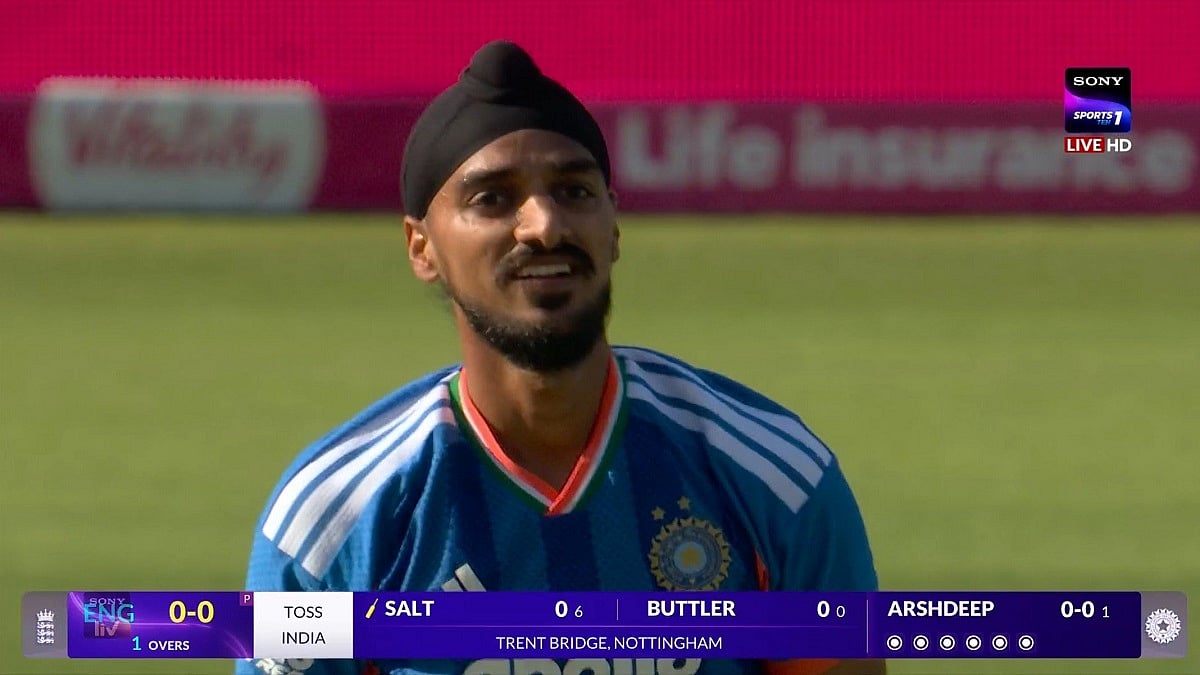 IND Vs ENG 3rd T20I: Arshdeep Singh Starts With Maiden Over As India Burns Early Review Against Phil Salt