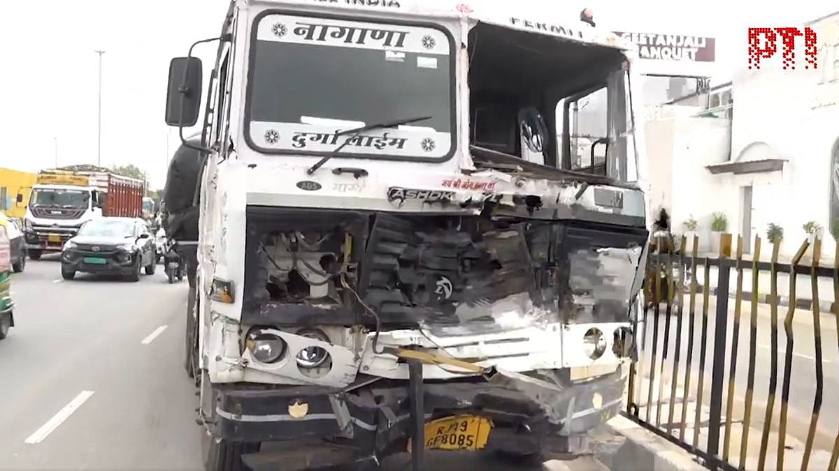 Rajasthan Tragedy: Speeding Trailer Runs Over Family Waiting On Footpath In Jaipur's Kamala Nehru Nagar; Father, 3 Children Killed | VIDEO