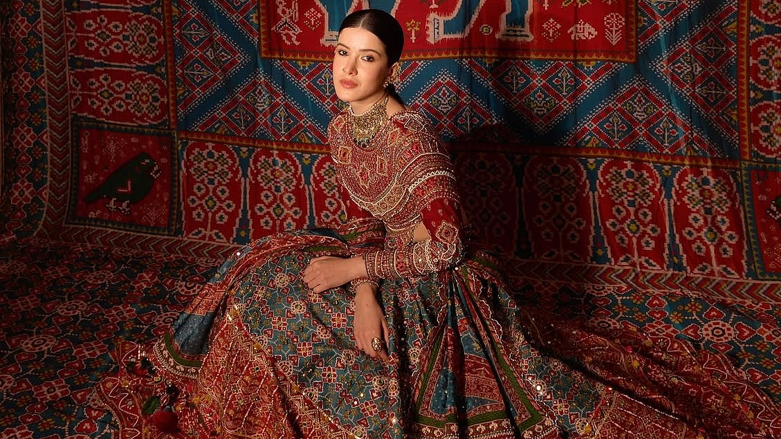 Shanaya Kapoor Rocks Gujarati Ghagra-Choli At Anshula's Mumbai Wedding With Rohan Thakkar