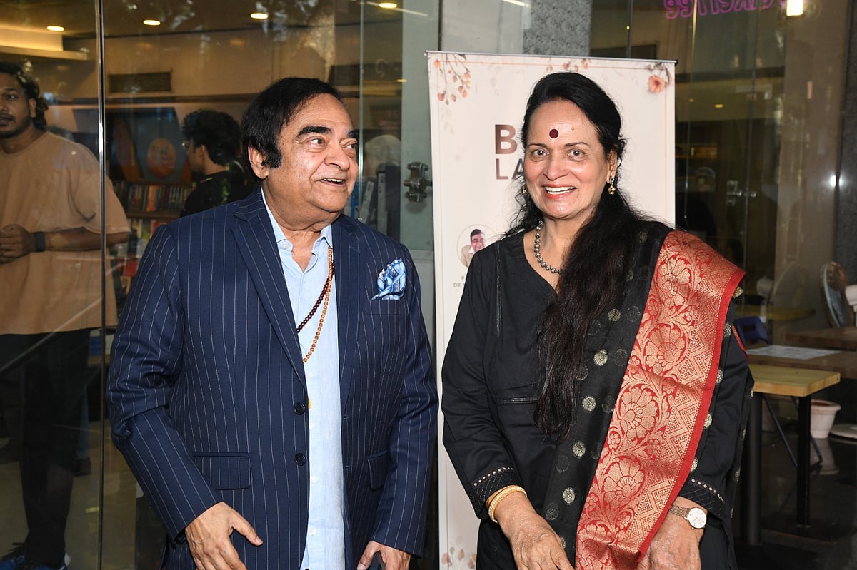 Dr Batra and Nirmala Sawant, former Mayor of Mumbai