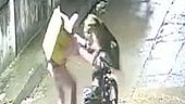 Delivery Boy Dodges Leopard Attack In Bicholi Mardana