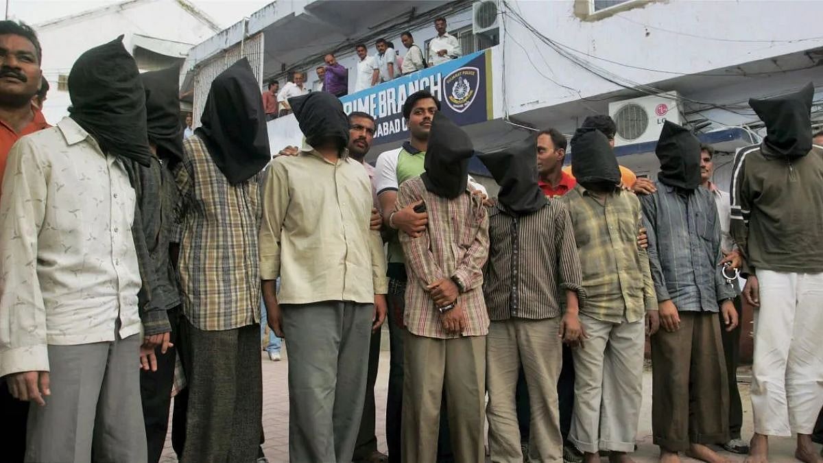 2008 Ahmedabad Serial Blasts Case: Gujarat HC Upholds Death Sentence For 38 Indian Mujahideen Convicts & Life Term For 11 Others