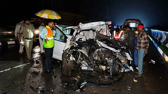 5 Returning From Birthday Party Killed As SUV Crashes Into Truck In MP's Maihar