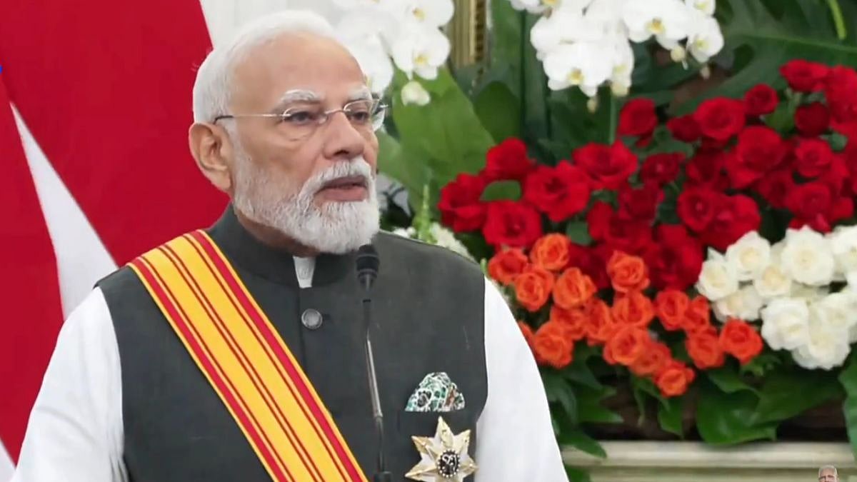 PM Narendra Modi Declares 'Golden Chapter' In India-Indonesia Ties As 20 Strategic Pacts And BrahMos Deal Strengthen Partnership | Video