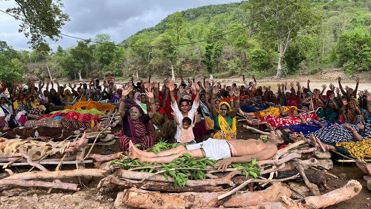 Ken-Betwa Protest: Social Activist Amit Bhatnagar Enters 2nd Day Of Fast-Unto-Death; Villagers Continue ‘Chita Movement’ Amid Heavy Rains -- VIDEO