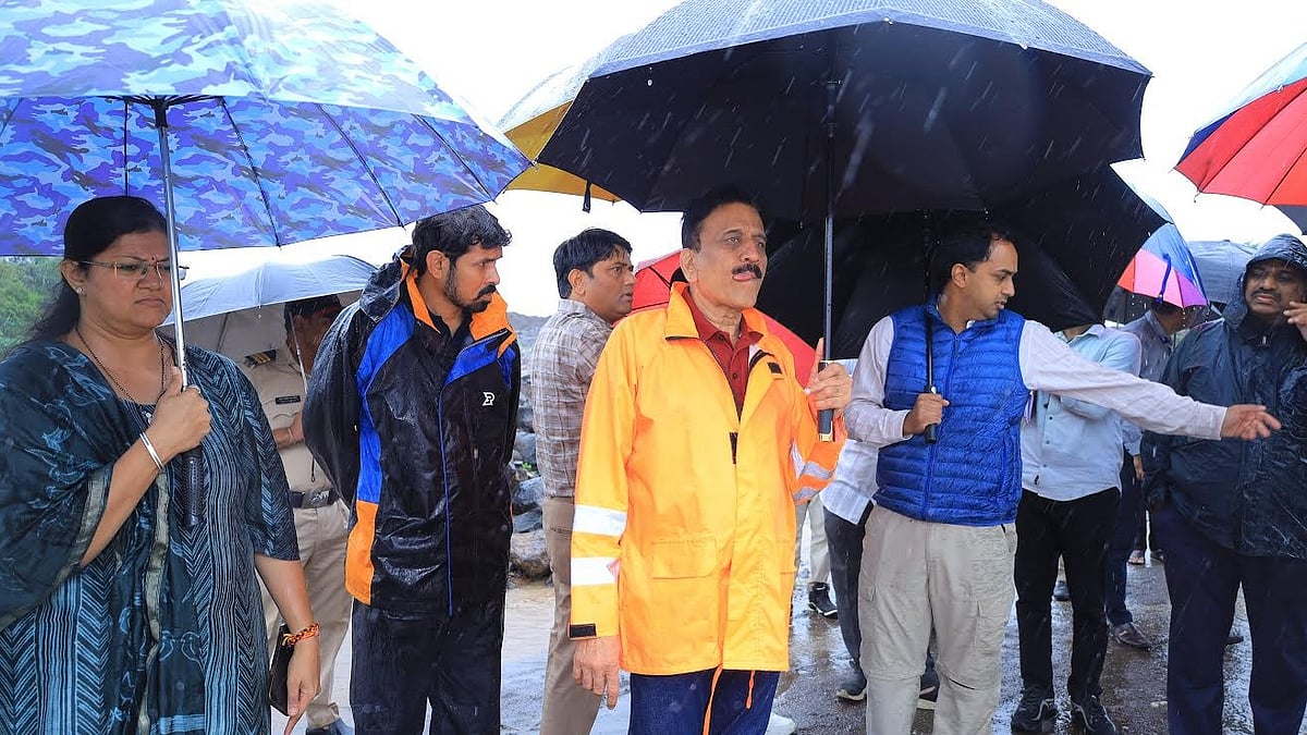 Nashik: Girish Mahajan Calls For Early Planning Of Sadhugram Ahead Of Simhastha Kumbh 2027