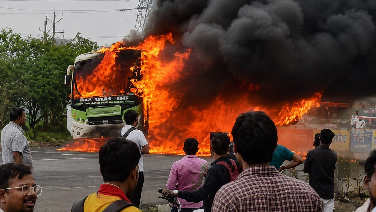 Rewa-Indore Sleeper Bus Catches Fire After Tyre Bursts, All 25 Escape Safely