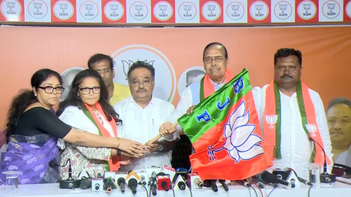 Big Blow To TMC As Ex- MPs Sushmita Dev, Prakash Chik Baraik & Sukhen Shekhar Roy Join BJP In Kolkata