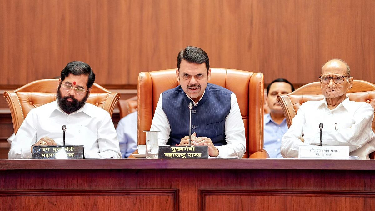 Maharashtra CM Devendra Fadnavis Reviews Legal Strategy To Strengthen Border Dispute Case Against Karnataka