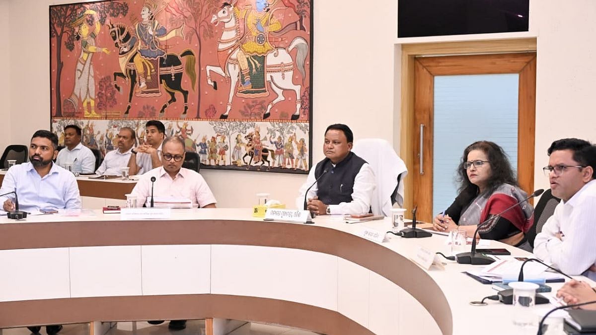 Odisha CM Mohan Charan Majhi Directs Land Identification For 2,200 GMMPS Primary Schools By March 2027 | Video