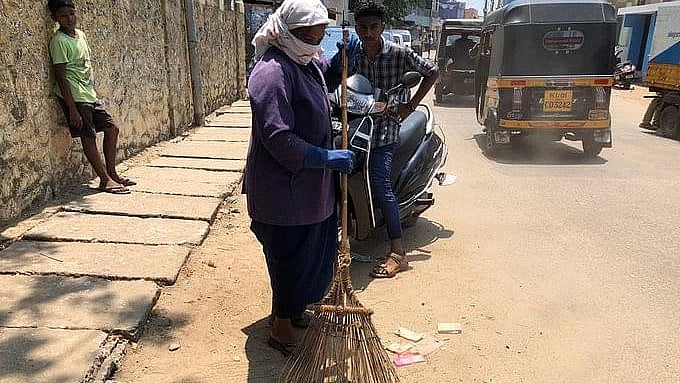Pune: PMC Cracks Down On Poor Road Sweeping, Introduces Penalties For Contractors