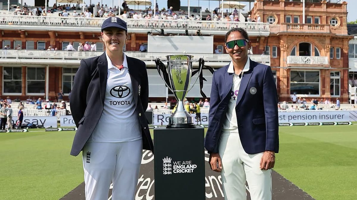 England Opt To Bowl As Charani, Capsey And Villiers Receive Debut Caps In Historic Lord’s Test