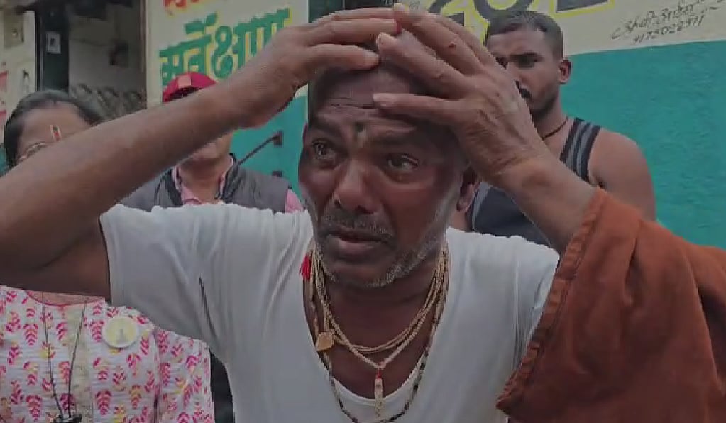 VIDEO: Man Sprays Itching Powder On Warkari, Steals ₹5,000 During Palkhi Procession In Pune; Woman's Mobile Also Stolen