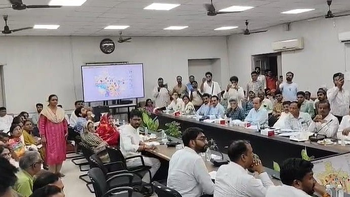 'Main Rajput Hu...' Bhopal's DISHA Meeting Turns Stormy After Spat Between Janpad Panchayat President Pramod Rajput & Congress MLAs Arif Masood & Atif Aqueel— VIDEO