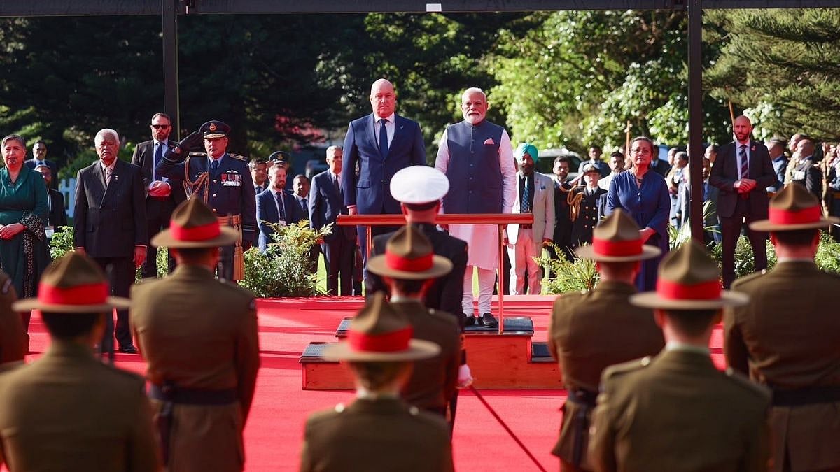 PM Narendra Modi Receives Guard Of Honour In Auckland, Holds Bilateral Talks With PM Christopher Luxon During Historic New Zealand Visit | Video