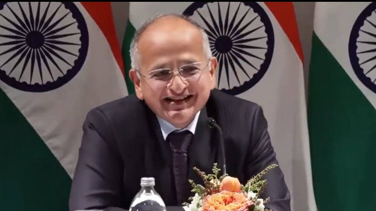 Indian Ambassador Rudrendra Tandon drew laughter after replying "Deja Vu" when asked why Prime Minister Narendra Modi had not held a press conference during his New Zealand visit. He said it was not appropriate for him to comment on the Prime Minister