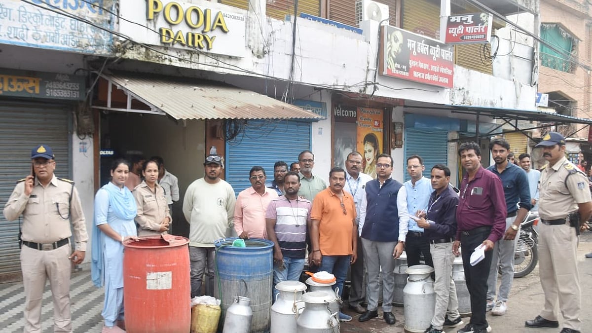 Jabalpur Food Department Conducts Surprise Dairy Inspections; Two Dairy Operators Fined, Samples Sent To Lab