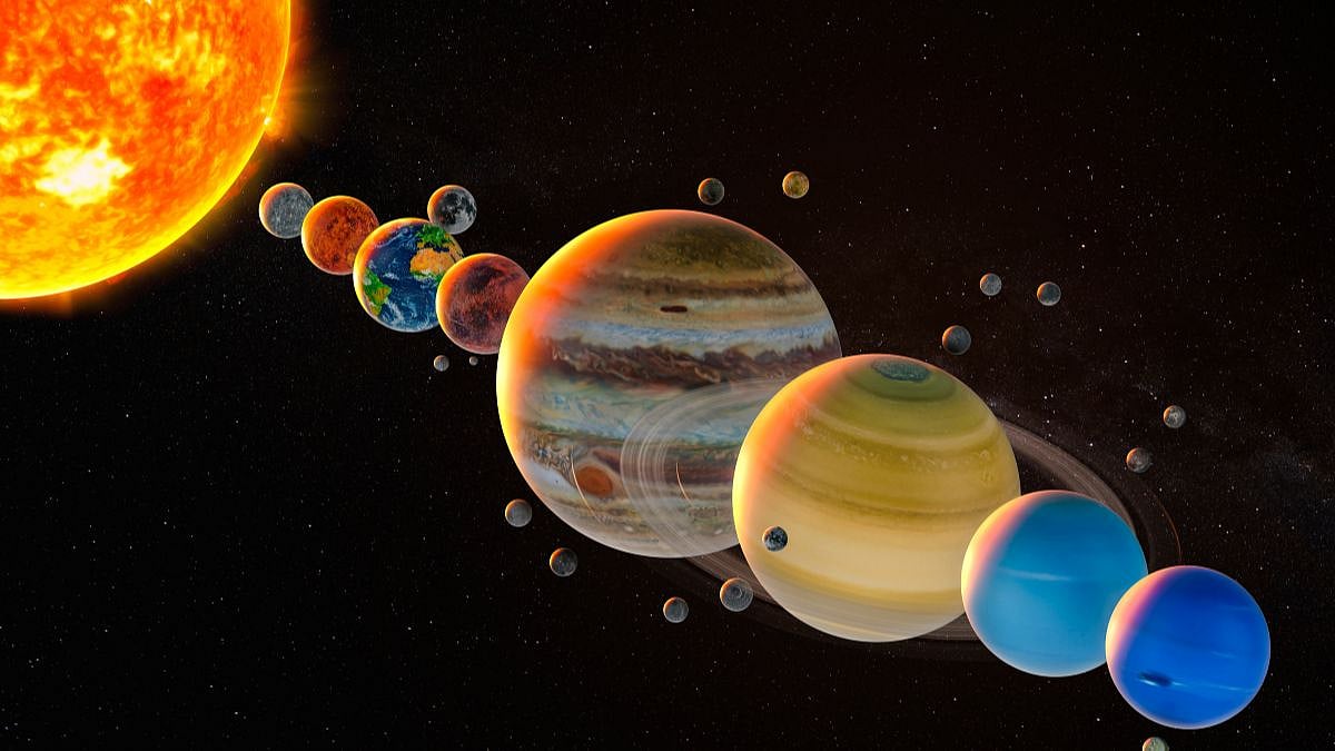 Skywatchers, Don't Miss It! Moon To Join Mars, Saturn And Uranus In Rare Planetary Parade On July 12
