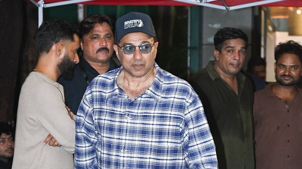 Here's Why 'Dharmendra Ka Beta' Sunny Deol Looked Unrecognisable At A Film Screening