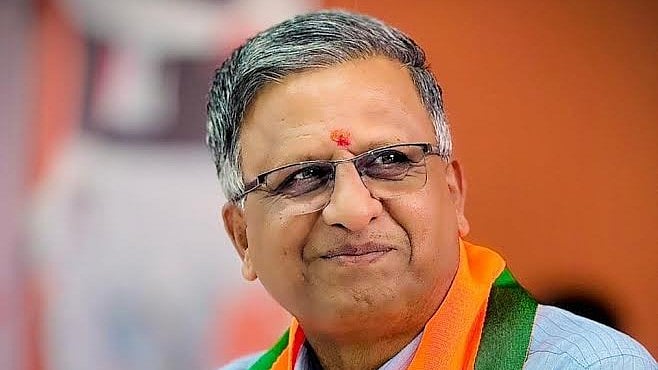 Nashik: BJP's Sunil Kedar Appeals For Active Participation In Voter Registration Drive