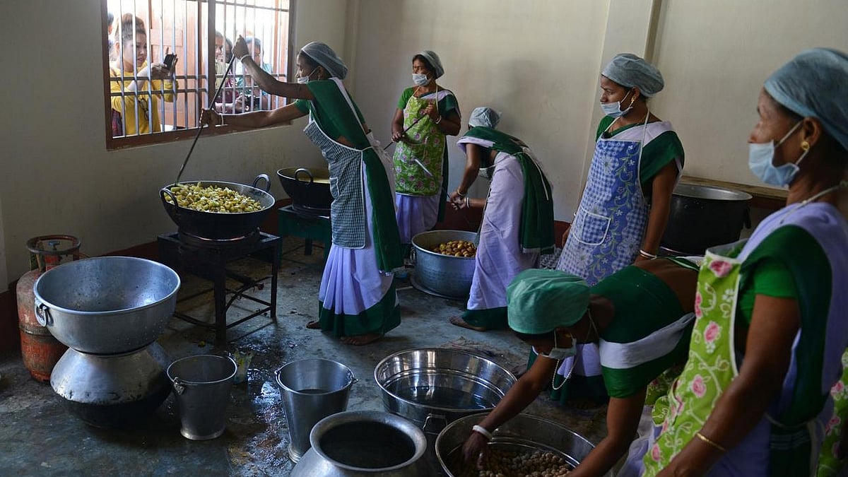 MP Orders Statewide Verification Of PM POSHAN Cooks After 74,000 Record Irregularities
