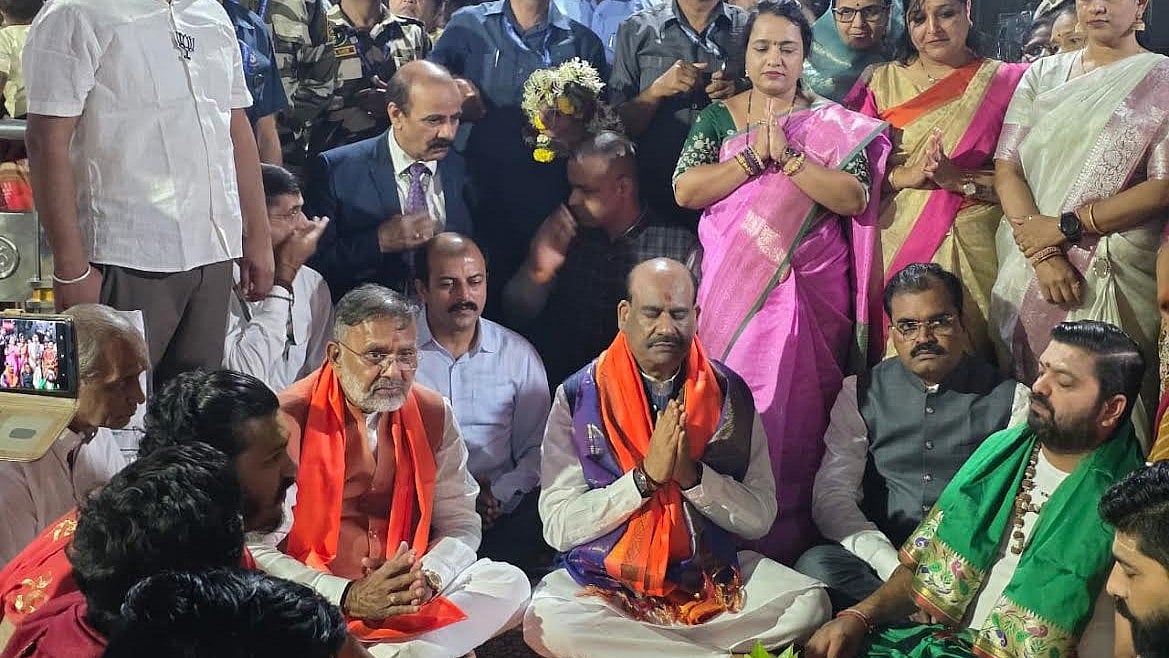 Nashik: Lok Sabha Speaker Om Birla Offered Prayers At Trimbakeshwar Jyotirlinga Temple