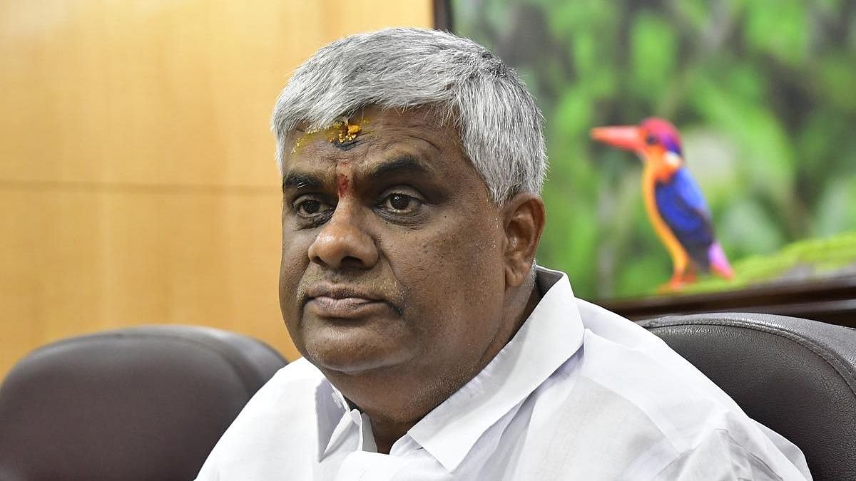 SC Issues Notice To H.D. Revanna, Agrees To Hear Karnataka Govt's Appeal In Sexual Harassment Case