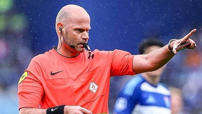 Dutch Referee Rob Dieperink Passes Away At 38 After Being Dropped From FIFA World Cup 2026 