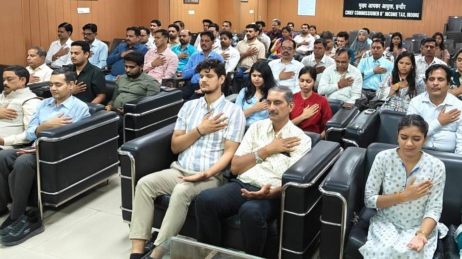 Income Tax Officials in Indore Experience Stress Relief Through Sahaja Yoga Meditation