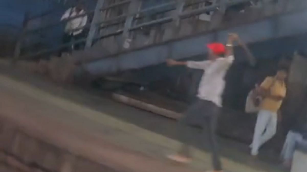 Panic Spreads At Kurla Railway Station As Youths Run Across Platform Carrying Iron Rod-Like Objects