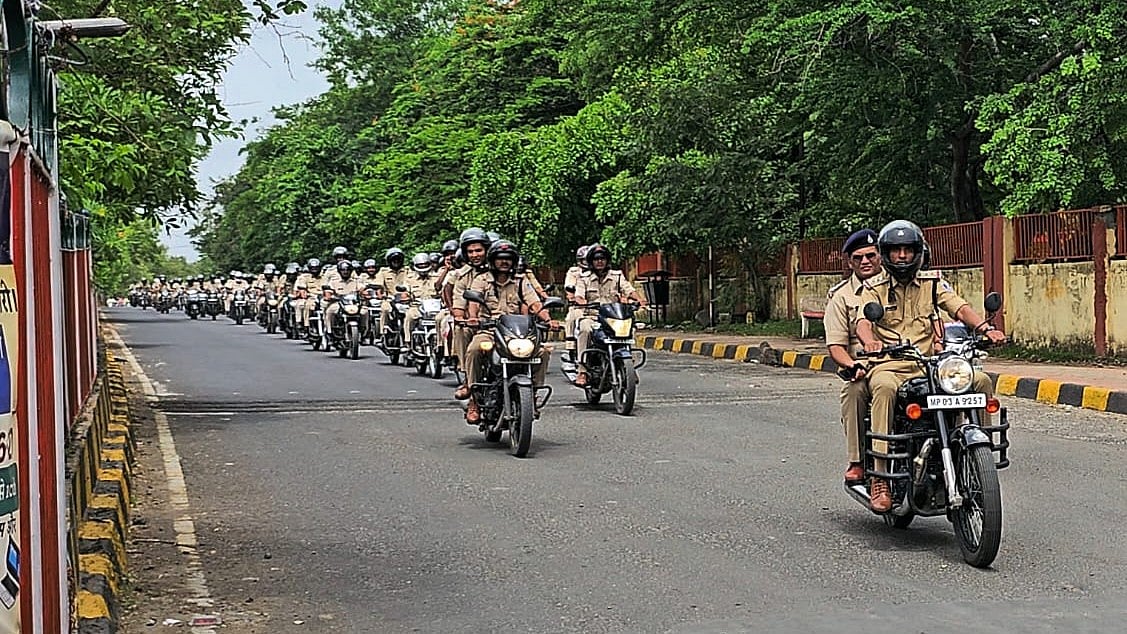34th Battalion SAF Holds Bike Rally In Dhar To Promote 'Nashe Se Doori Hai Zaroori 2.0' Campaign
