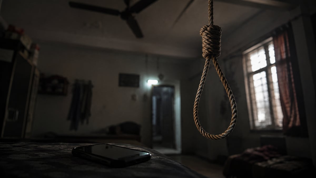 42-Year-Old Taxi Driver Hangs Himself To Death After Wife Files Dowry Case In MP's Gwalior