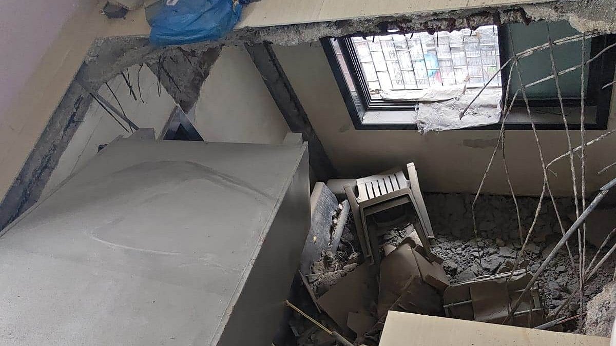 Slab Collapses In Koparkhairane Residential Building; Residents Evacuated, Structure Sealed As Precaution