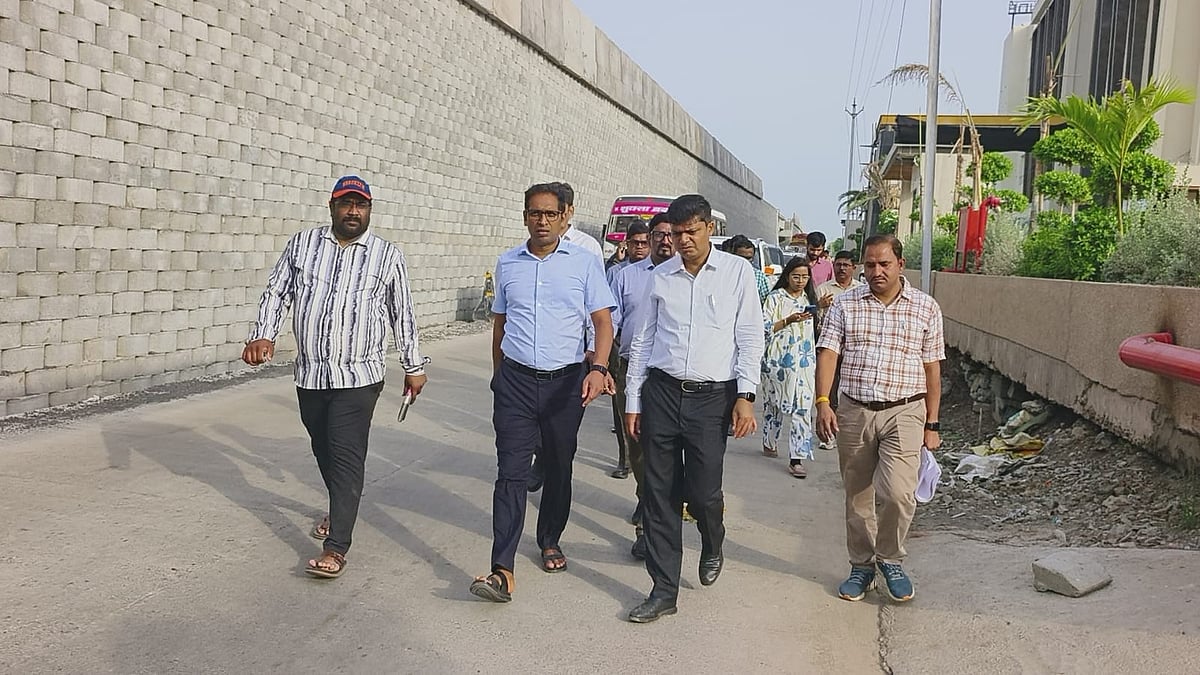 Simhastha 2028: Ujjain Administration Reviews Traffic Plan At Tapobhumi Junction