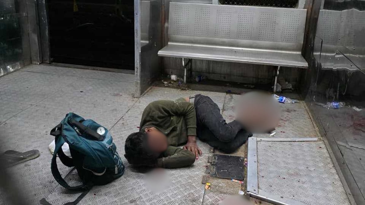 Mumbai: 2 Injured After Fight Breaks Out Inside Moving Parel–Ambarnath Local Train; Probe Underway